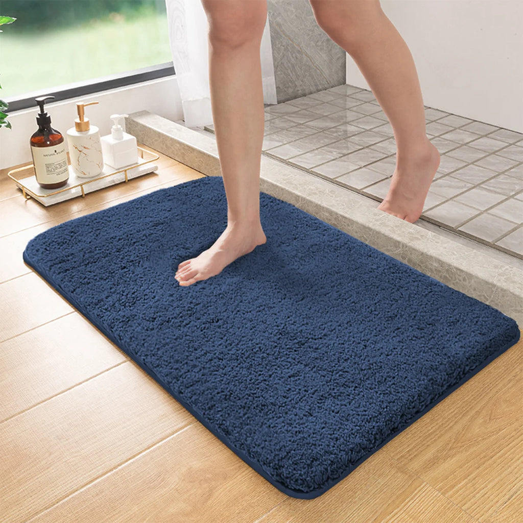 Soft Absorbent Bathroom Mat – Furry Non-Slip Shower & Toilet Rug