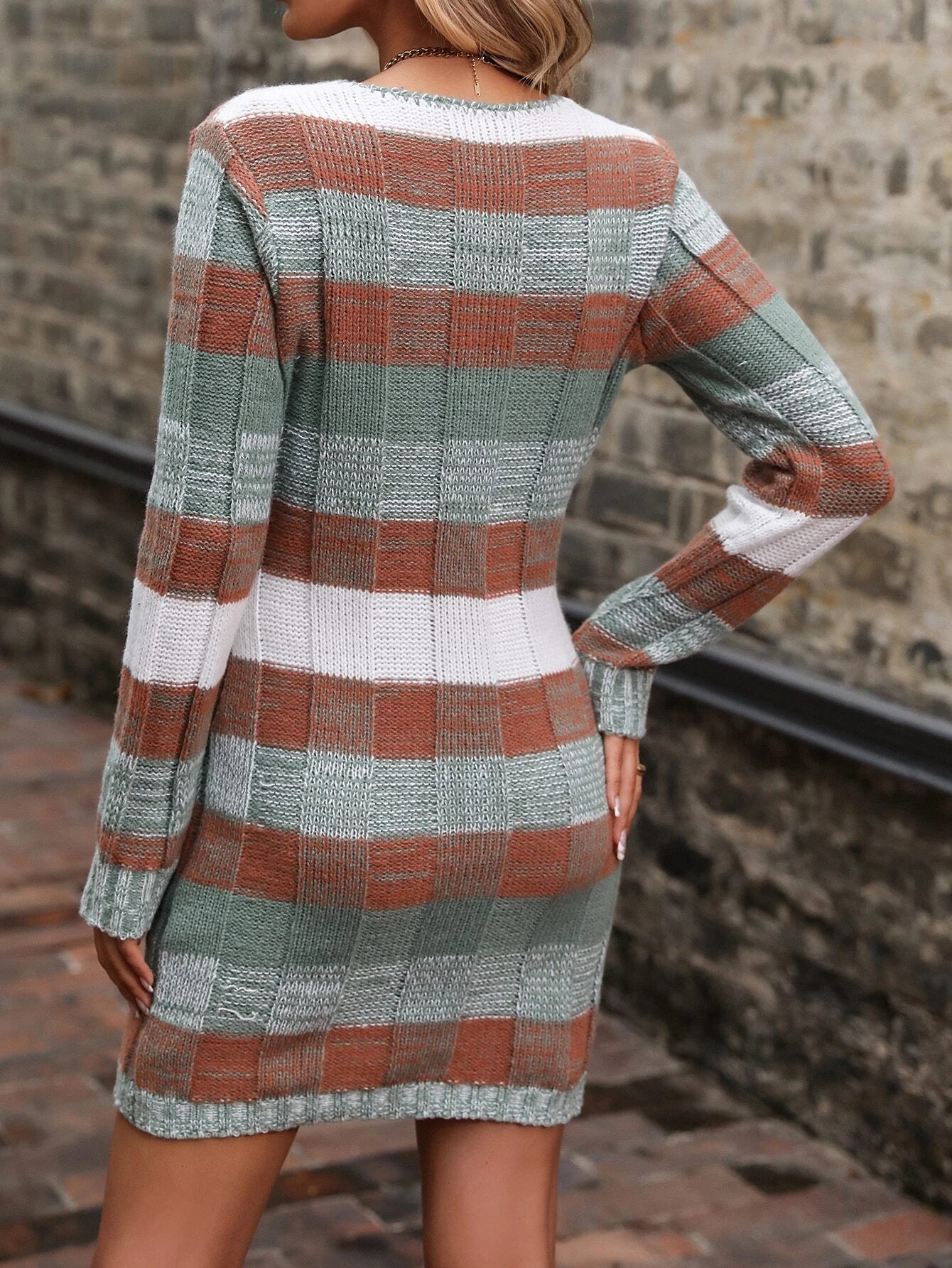 LUNE Color-Block Pattern Dual Pocket Sweater Dress