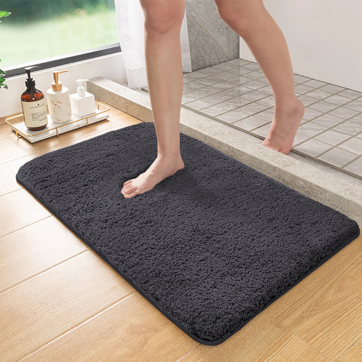 Soft Absorbent Bathroom Mat – Furry Non-Slip Shower & Toilet Rug